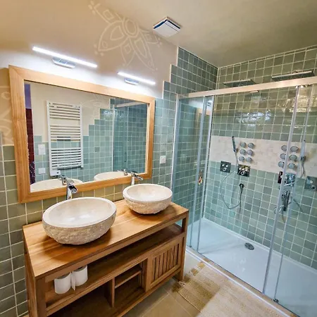 Mas Fauvette With Sea View Villa