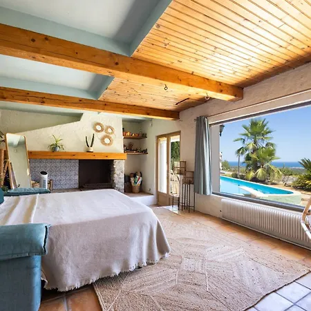 Mas Fauvette With Sea View Villa *