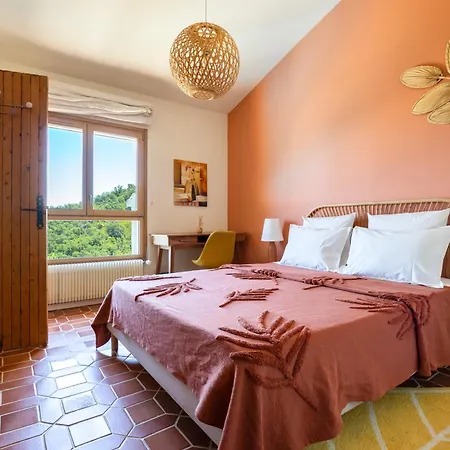 Mas Fauvette With Sea View Villa *