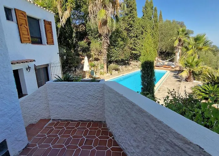 Villa Mas Fauvette With Sea View