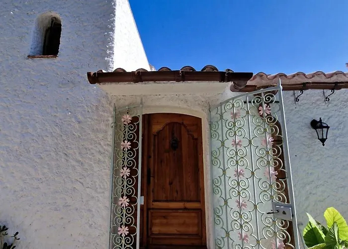 Villa Mas Fauvette With Sea View
