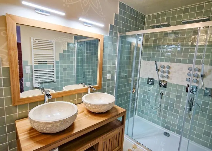 Mas Fauvette With Sea View Villa